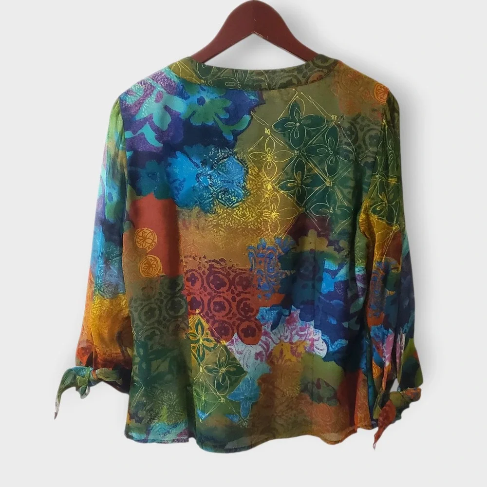 Coldwater Creek 100% Silk Abstract Floral Patchwork Blouse Womens Medium V-Neck - Picture 5 of 12